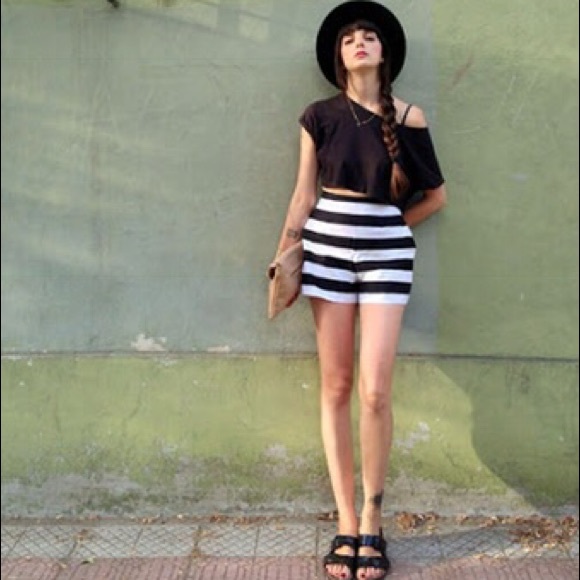 ASOS Pants - ASOS black and white high waist shorts